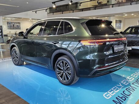 2026 Geely EX5 Гибрид EM-R, зелёный, 3829990 рублей, вид 4