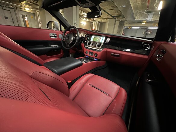 2017 Rolls-Royce Dawn, серебристый, 29990000 рублей - вид 16