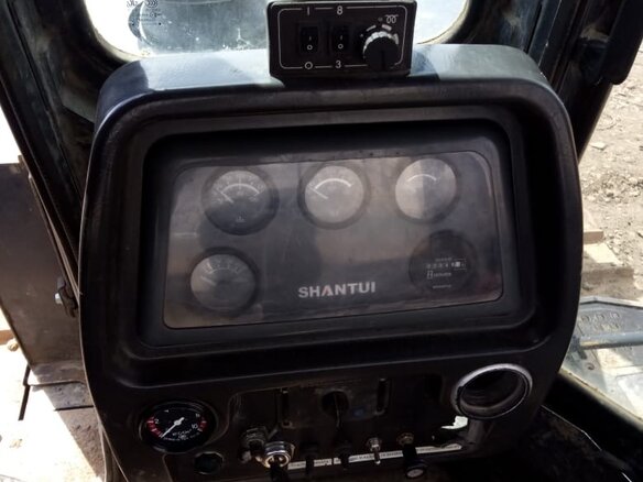 2011 Shantui SD, жёлтый - вид 2