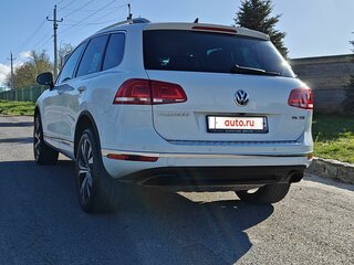 2015 Volkswagen Touareg II Рестайлинг, белый, 3500000 рублей, вид 3