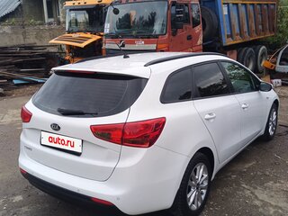 2015 Kia Ceed II Рестайлинг, белый, 1100000 рублей, вид 3