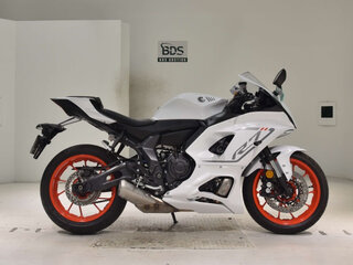 2024 Yamaha YZF-R7, серебристый, 1150000 рублей, вид 1