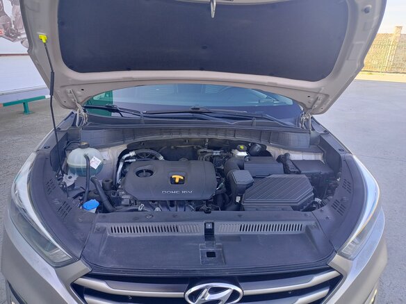 2017 Hyundai Tucson III, бежевый, 2100000 рублей - вид 17