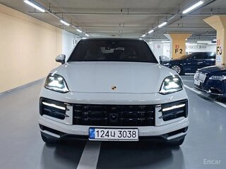 2023 Porsche Cayenne Coupé III, серый, 16556436 рублей, вид 3