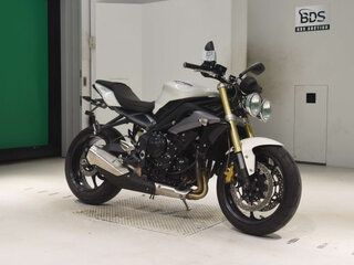 2016 Triumph Street Triple, белый, 710000 рублей, вид 1