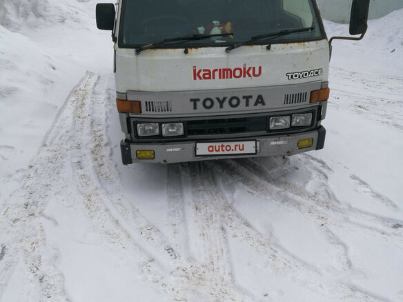 1991 Toyota Toyoace, белый, 390000 рублей