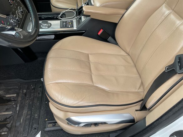 2012 Land Rover Range Rover III Рестайлинг 2, белый, 1870000 рублей - вид 6