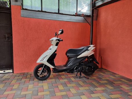 2015 Suzuki Address 125, белый, 250000 рублей, вид 2