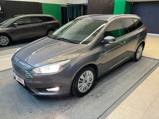 2019 Ford Focus III Рестайлинг, серый, 1200000 рублей, вид 3