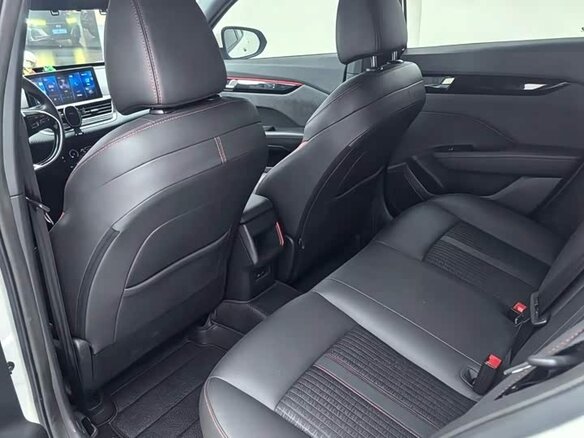 2021 Dongfeng Aeolus Yixuan I, белый, 950000 рублей - вид 5