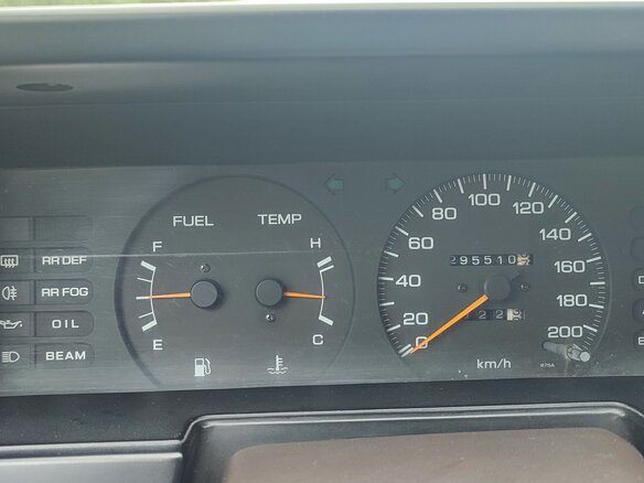 1988 Nissan Sunny N13, жёлтый, 190000 рублей - вид 6