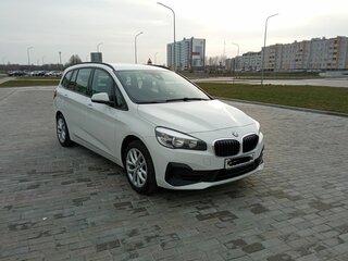 2019 BMW 2 серии Gran Tourer Gran Tourer 218d F46 Рестайлинг, белый, 1700000 рублей, вид 2