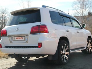 2008 Lexus LX 570 III, белый, 2500000 рублей, вид 4