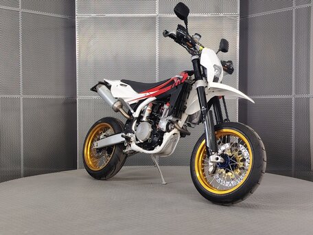 2009 Husqvarna SM 450, белый, 459000 рублей, вид 2