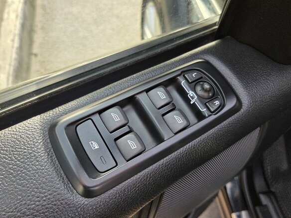 2013 Land Rover Discovery IV, чёрный, 1789000 рублей - вид 20