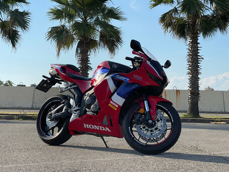 2020 Honda CBR 600RR, красный, 1250000 рублей, вид 2