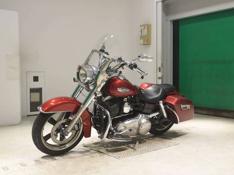 2011 Harley-Davidson Dyna Switchback, красный, 757000 рублей, вид 4