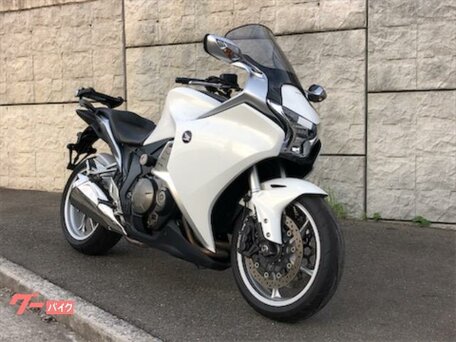 2012 Honda VFR 1200, белый, 850000 рублей, вид 2