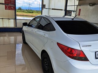 2014 Hyundai Solaris I, белый, 890000 рублей, вид 5
