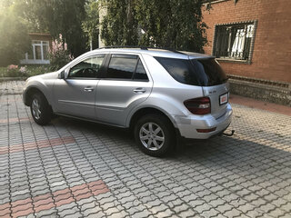 2010 Mercedes-Benz M-Класс 350 II (W164) Рестайлинг, серебристый, 1500000 рублей, вид 5