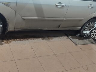 2004 Ford Focus I Рестайлинг, серебристый, 250000 рублей, вид 4