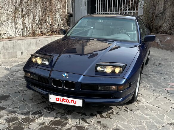 1992 BMW 8 серии 850i I (E31), синий, 15000000 рублей - вид 4