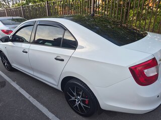 2015 Skoda Rapid I, белый, 850000 рублей, вид 4