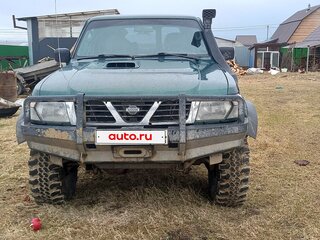 1998 Nissan Patrol V (Y61), зелёный, 980000 рублей, вид 1