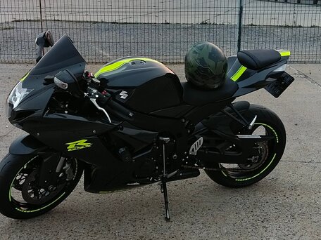 2011 Suzuki GSX-R 750, чёрный, 700000 рублей, вид 5