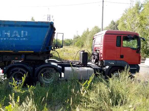 2014 MAN TGS, пурпурный, 5100000 рублей - вид 2
