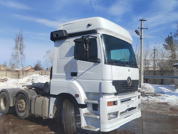 2004 Mercedes-Benz Axor, белый, 2125000 рублей - вид 4