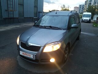 2010 Skoda Roomster I Рестайлинг, серый, 640000 рублей, вид 3