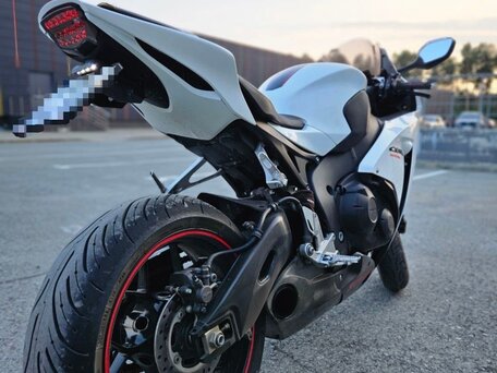 2015 Honda CBR 1000 RR/RA Fireblade, белый, 1050000 рублей, вид 3
