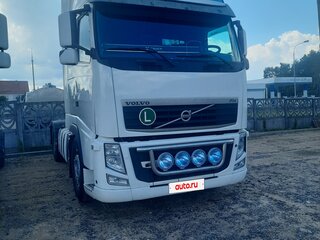 2011 Volvo FH, белый, 4000000 рублей, вид 1