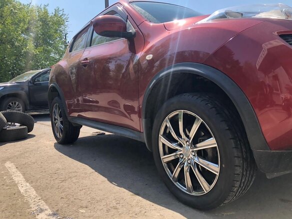 2012 Nissan Juke I, красный, 1250000 рублей - вид 13