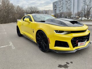 2017 Chevrolet Camaro SS VI, жёлтый, 7200000 рублей, вид 4