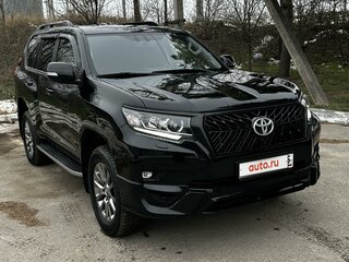 2017 Toyota Land Cruiser Prado 150 Series Рестайлинг 2, чёрный, 5100000 рублей, вид 4
