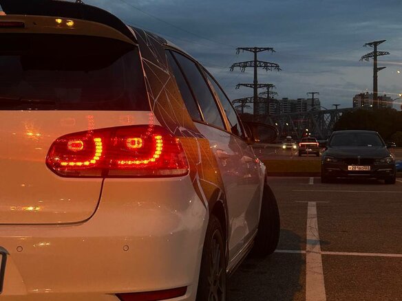 2011 Volkswagen Golf GTI VI, белый, 1230000 рублей - вид 5