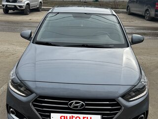 2017 Hyundai Solaris II, серый, 1190000 рублей, вид 2