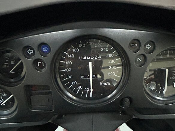 1999 Honda CBR 1100 XX, красный, 500000 рублей - вид 8