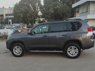 2010 Toyota Land Cruiser Prado 150 Series, серый, 3200000 рублей, вид 5
