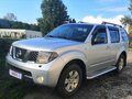 2006 Nissan Pathfinder III, серый, 950000 рублей - вид 1