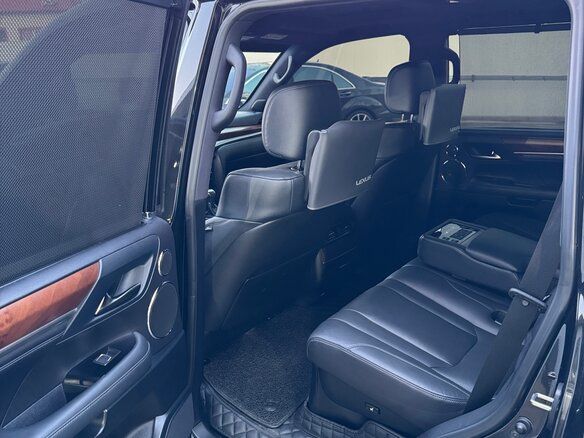 2018 Lexus LX 570 III Рестайлинг 2, чёрный, 11000000 рублей - вид 17