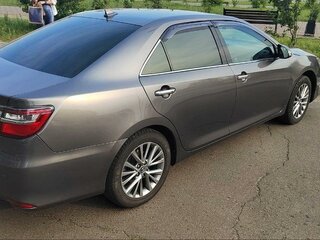 2016 Toyota Camry VII (XV50) Рестайлинг, серый, 2250000 рублей, вид 2