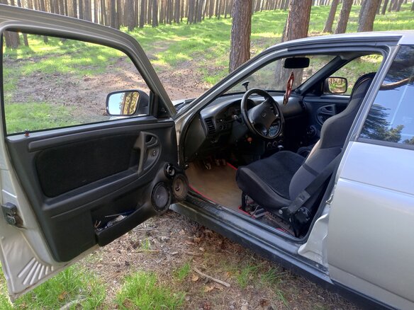 2008 Lada (ВАЗ) 2112, серебристый, 165000 рублей - вид 7