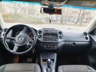 2014 Volkswagen Tiguan I Рестайлинг, коричневый, 2100000 рублей, вид 3