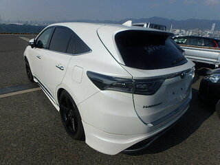 2017 Toyota Harrier III (XU60) Рестайлинг, белый, 2850000 рублей, вид 2