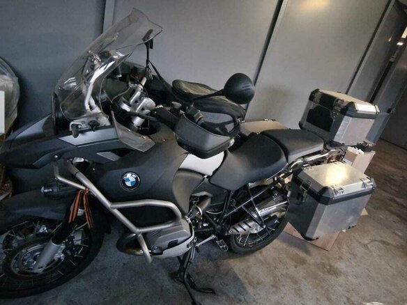 2010 BMW R 1200 GS Adventure, серебристый, 1500000 рублей