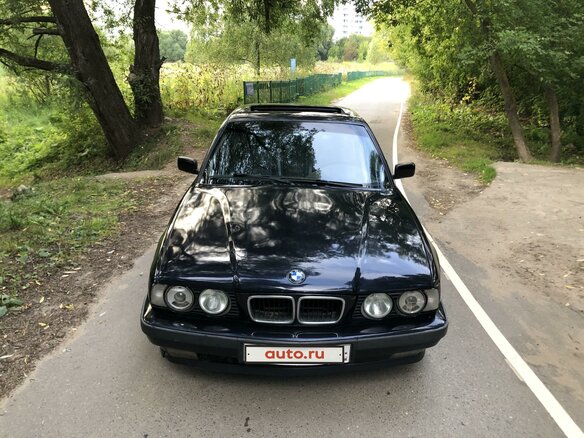 1994 BMW 5 серии 525i III (E34), синий