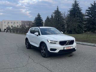 2018 Volvo XC40 I, белый, 2950000 рублей, вид 2